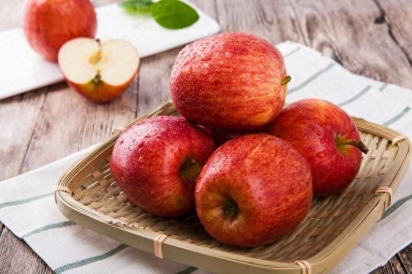 吃什么水果减肥最快，适合减脂期的水果