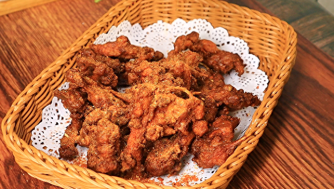 炸鸡锁骨怎么炸，油炸鸡锁骨的配方和制作过程