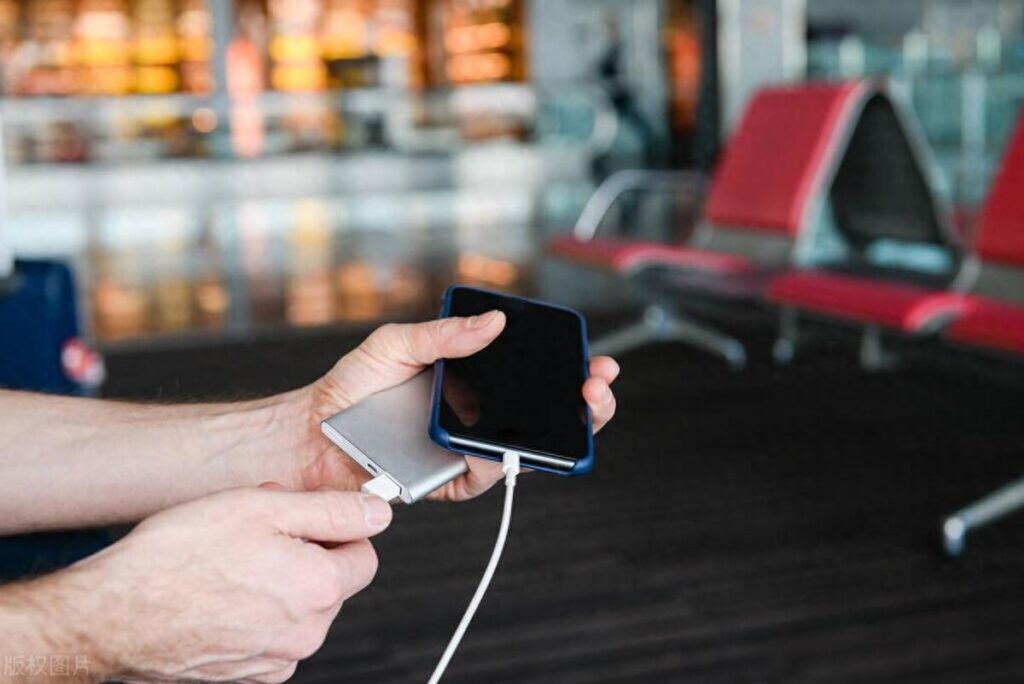 飞机上可以带多大充电宝，机场对充电宝携带的规定