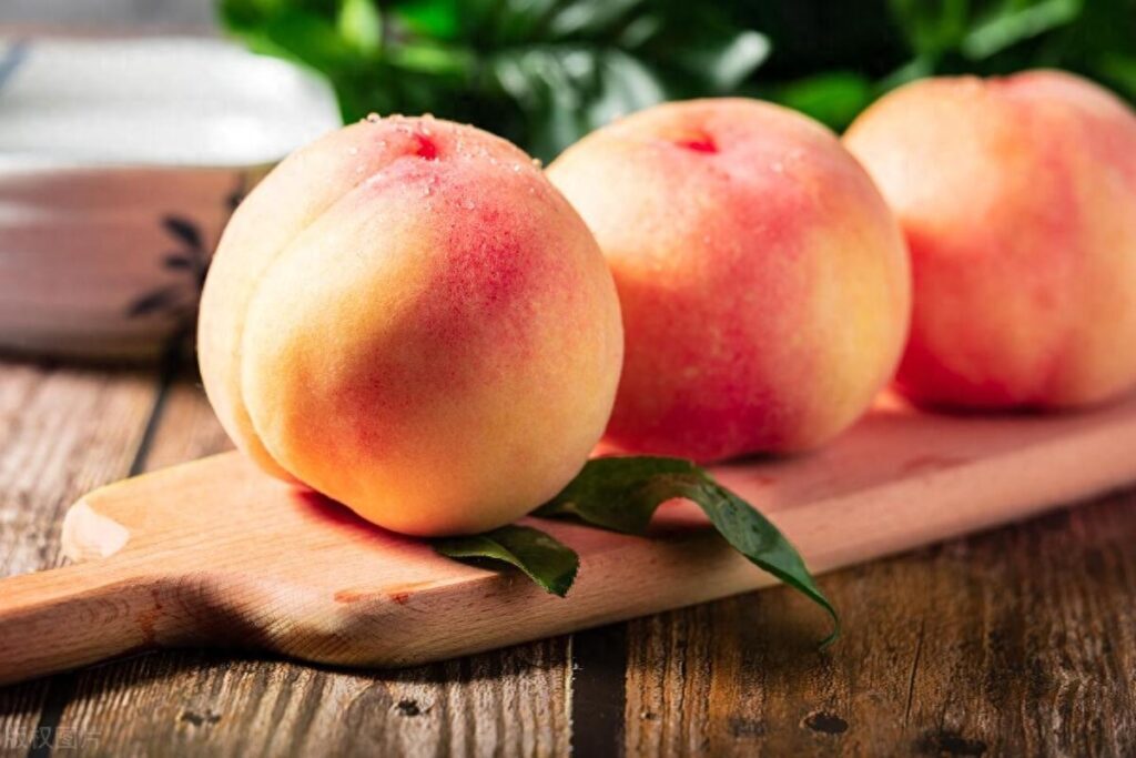 桃子的品种有哪些，好吃的桃子品种排名