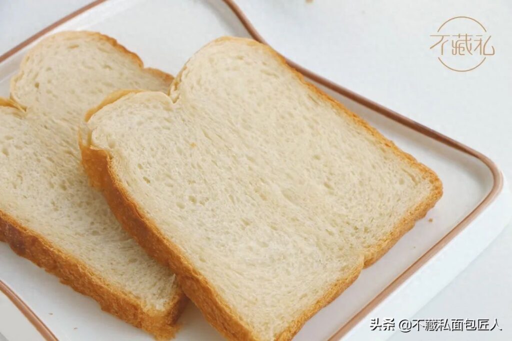 怎样用面包机做面包 ，面包机制作面包全过程