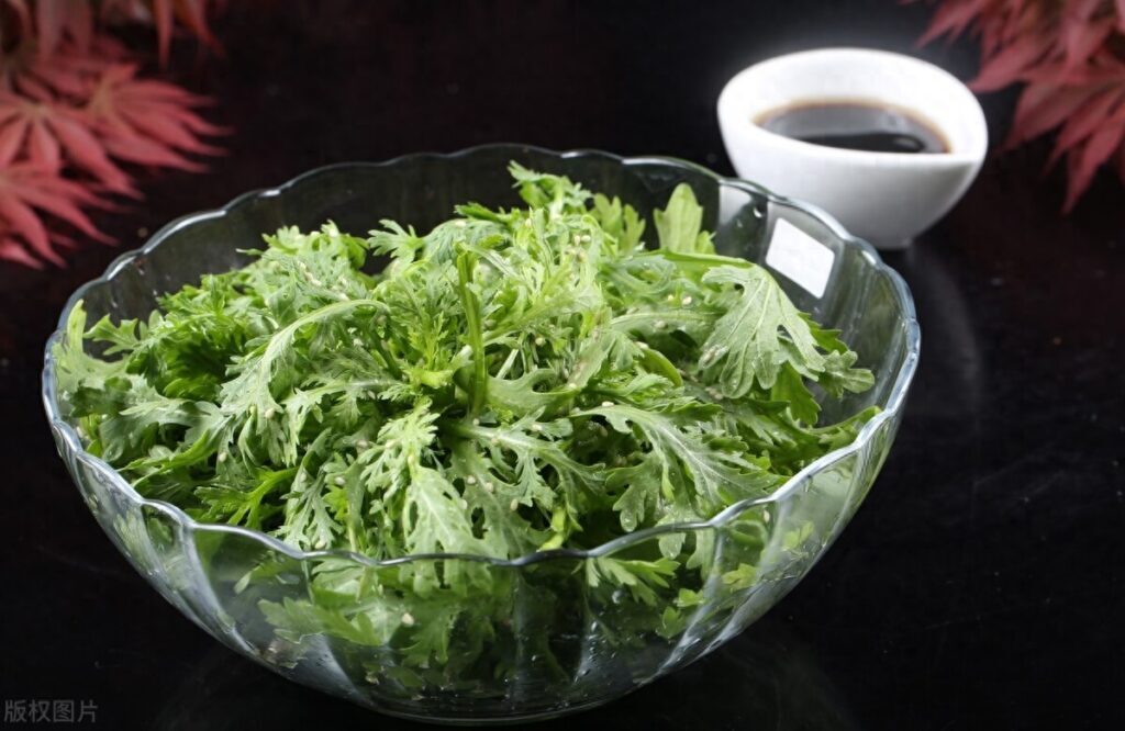 野蒿菜怎么做好吃，茼蒿菜的简单吃法