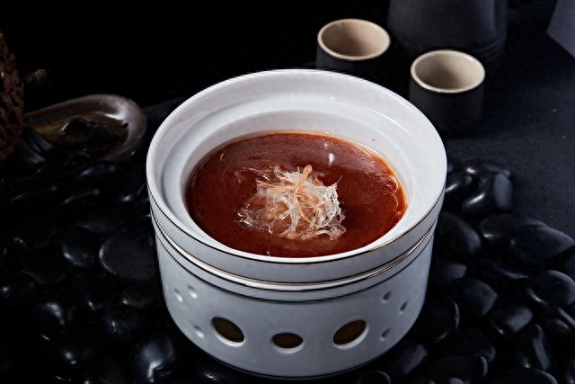 粤菜是哪个地方的菜，粤菜的主要特点是什么