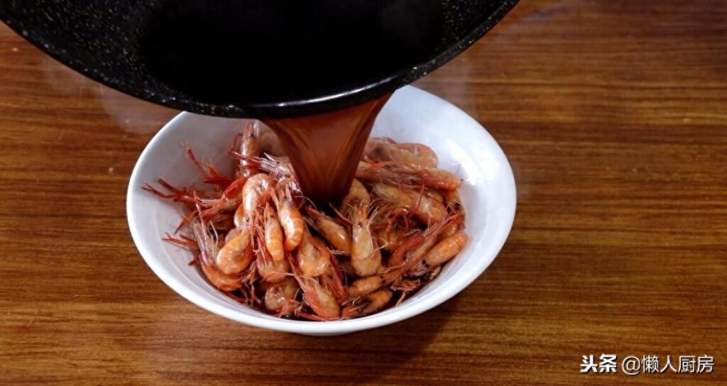 河虾怎么做好吃，鲜活小河虾的家常做法