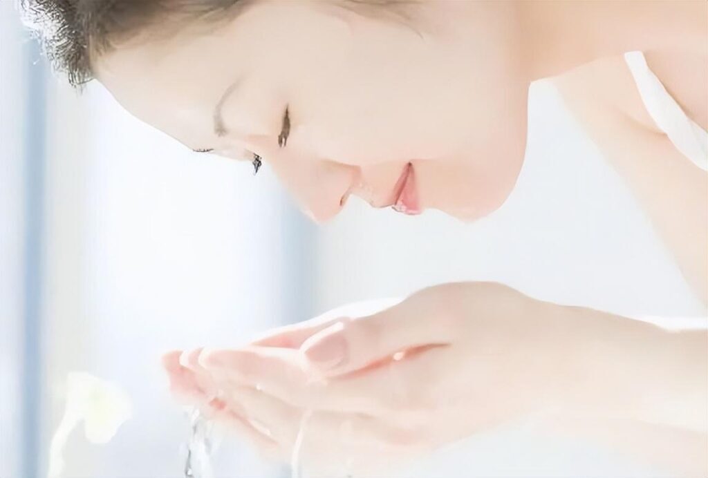 正确的护肤步骤是什么，护肤的正确的全部步骤