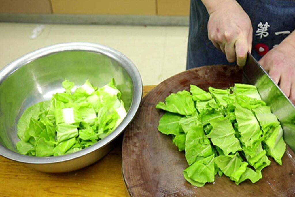 小白菜怎样做好吃？小白菜和什么菜搭配最好？