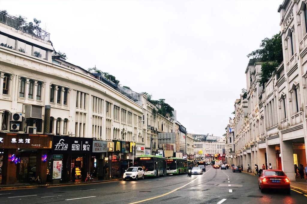 建设骑楼的目的是什么？什么是骑楼建筑？