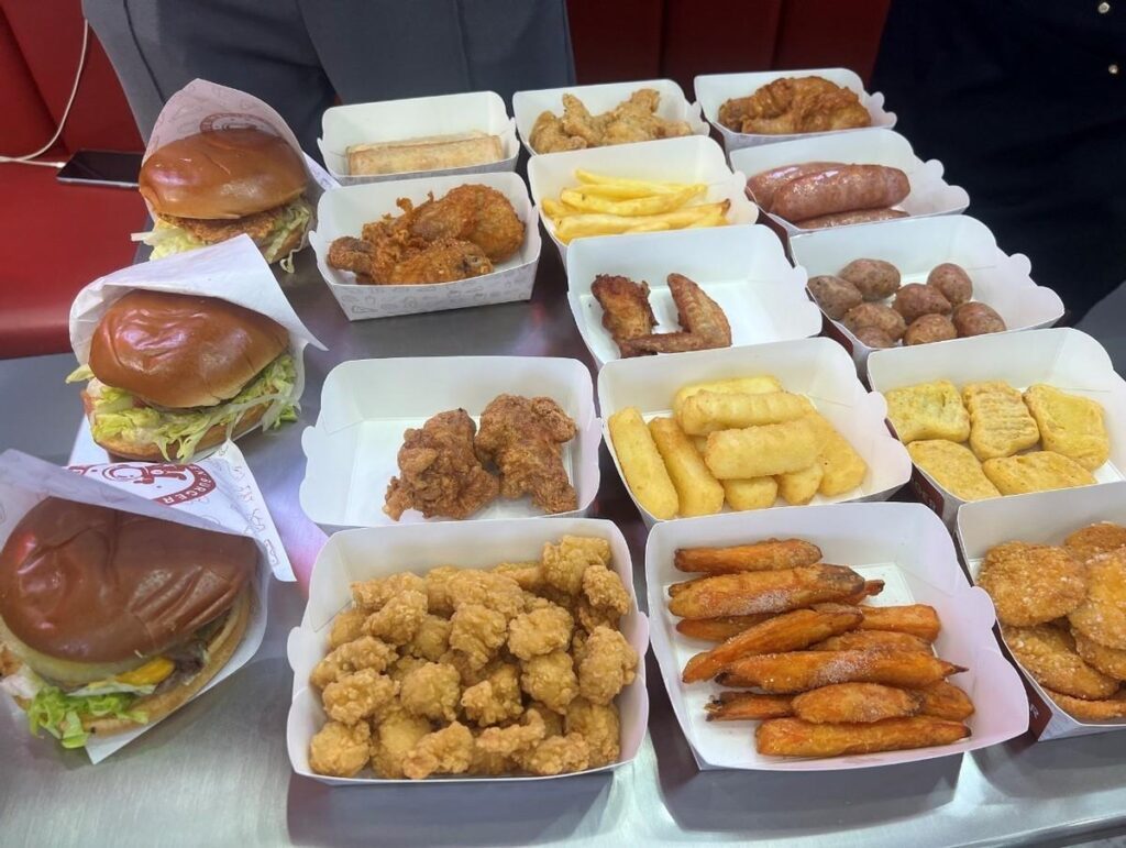 加盟汉堡店要多少钱？开汉堡店是自己做还是加盟好？