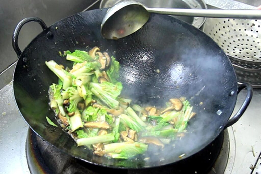 小白菜怎样做好吃？小白菜和什么菜搭配最好？