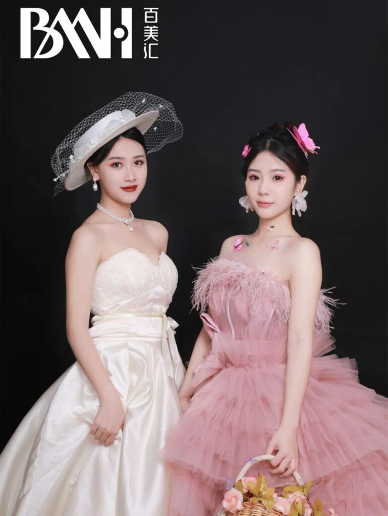 学化妆多少钱？学化妆要学多久？