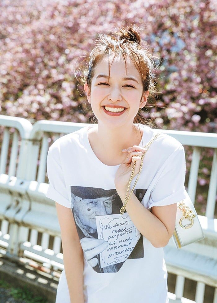 如何打造打造伪素颜妆容？伪素颜化妆技巧
