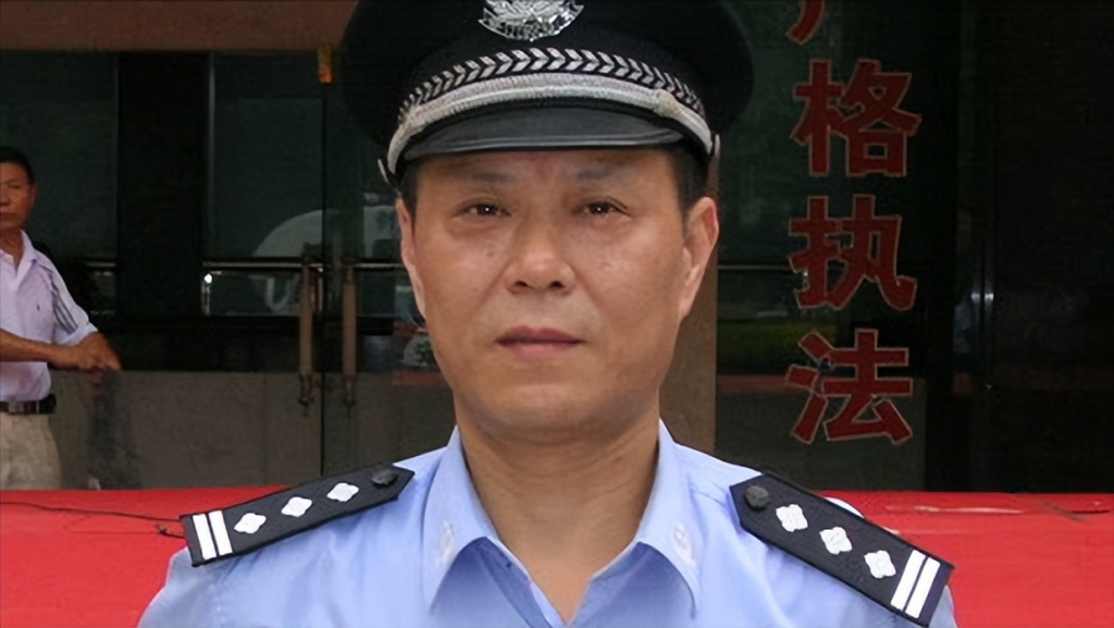 一杠三星是什么职务？一杠三星厉害吗？