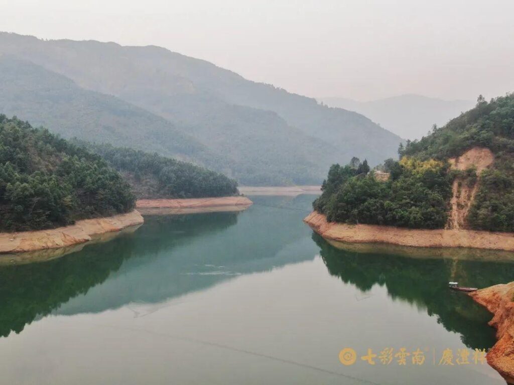 小河淌水是云南哪个地方的民歌？小河淌水背后的故事
