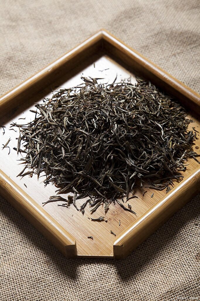 大红袍茶叶多少钱一斤？大红袍茶叶的功效与作用