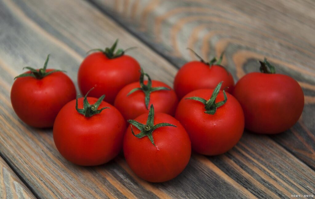 西红柿是酸性还是碱性？西红柿的功效与作用