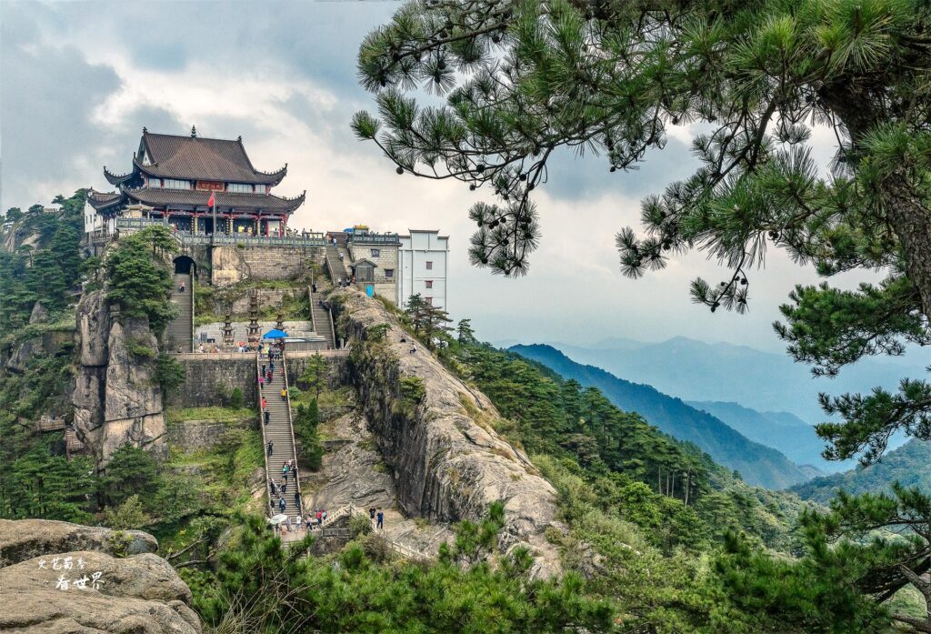 我国有哪些名山大川？名山大川指的是什么？