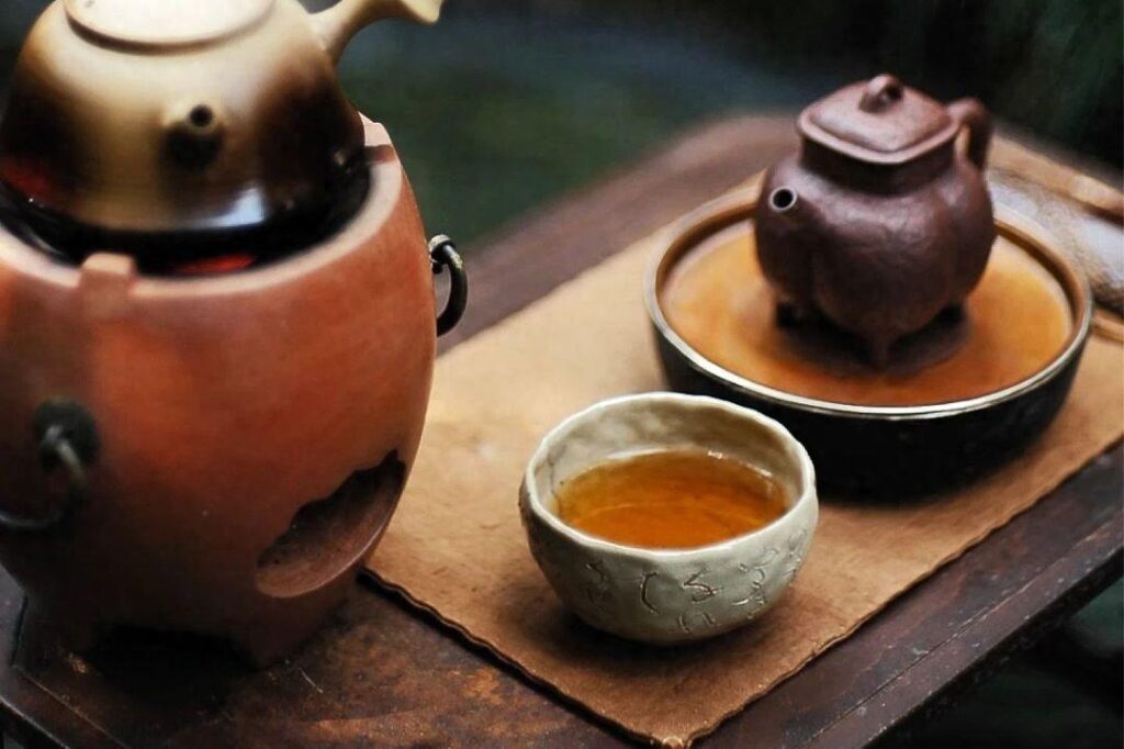 白茶属于哪个茶系？白茶是热性还是凉性？