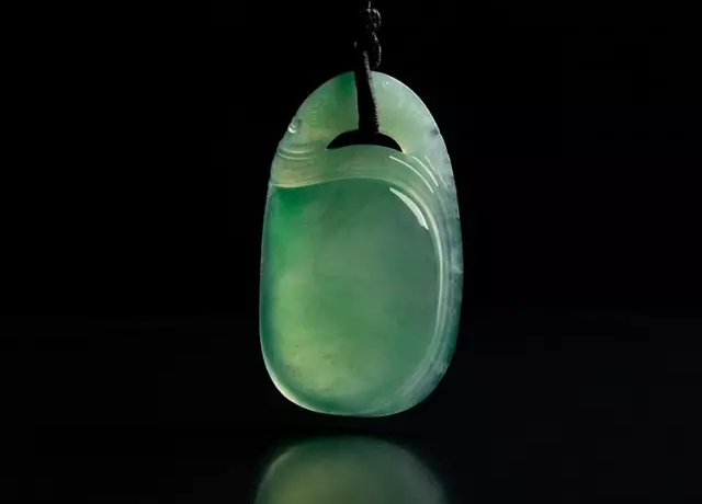 怎么鉴定玉石的真假？辨别玉石最简单的方法
