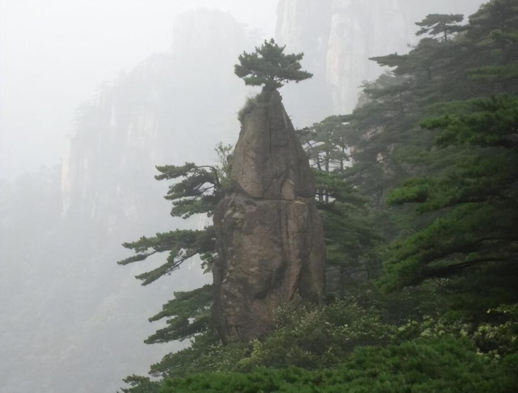 黄山奇石有哪些 ？关于黄山的介绍资料
