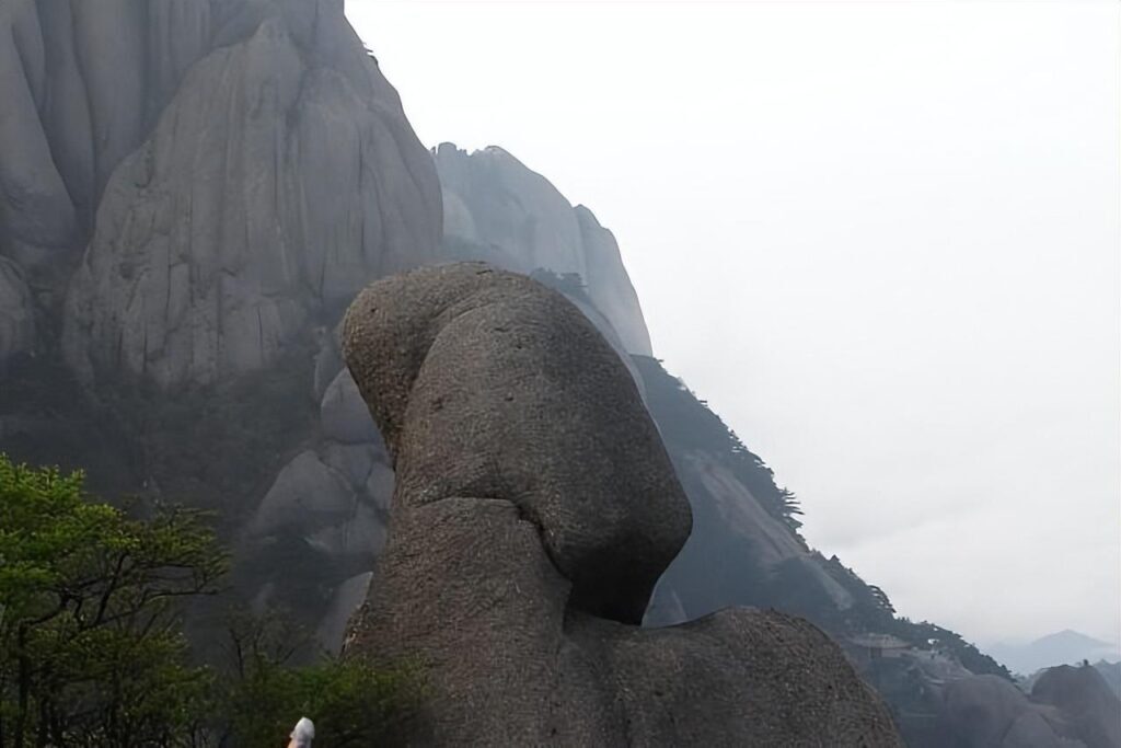 黄山奇石有哪些 ？关于黄山的介绍资料