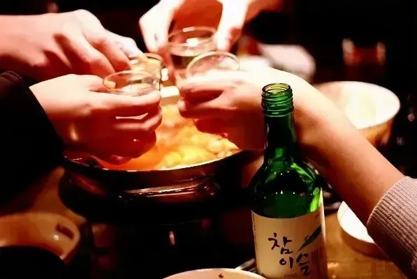 韩国春节是什么时候 ？韩国春节和中国同一天吗？