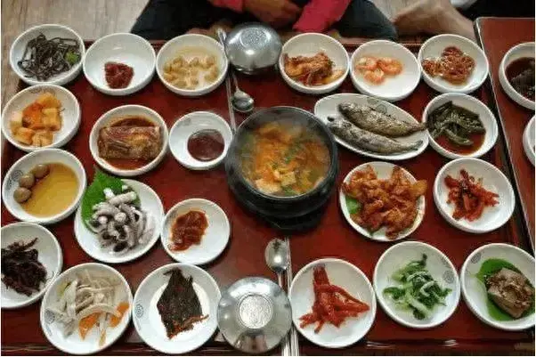 韩国春节是什么时候 ？韩国春节和中国同一天吗？