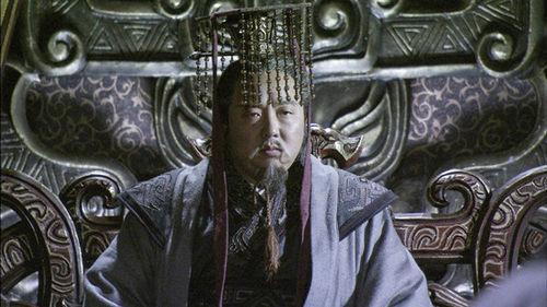 为什么屈原跳河自尽人人敬重 ？为什么屈原会跳河？