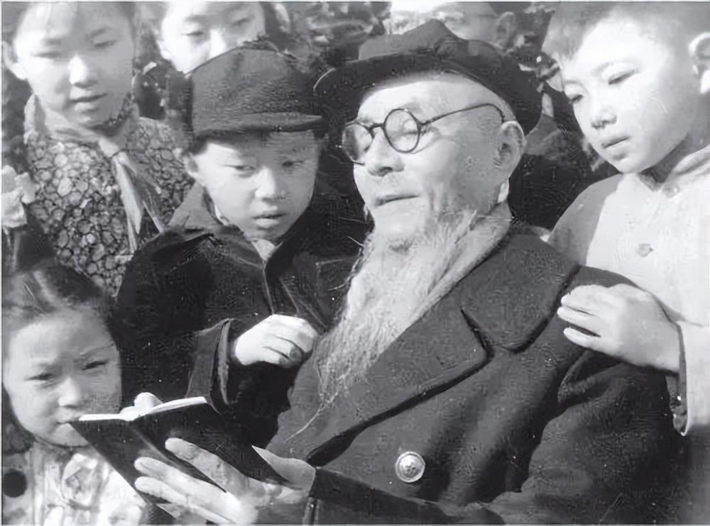 丰子恺的资料有哪些 ？丰子恺的相关资料