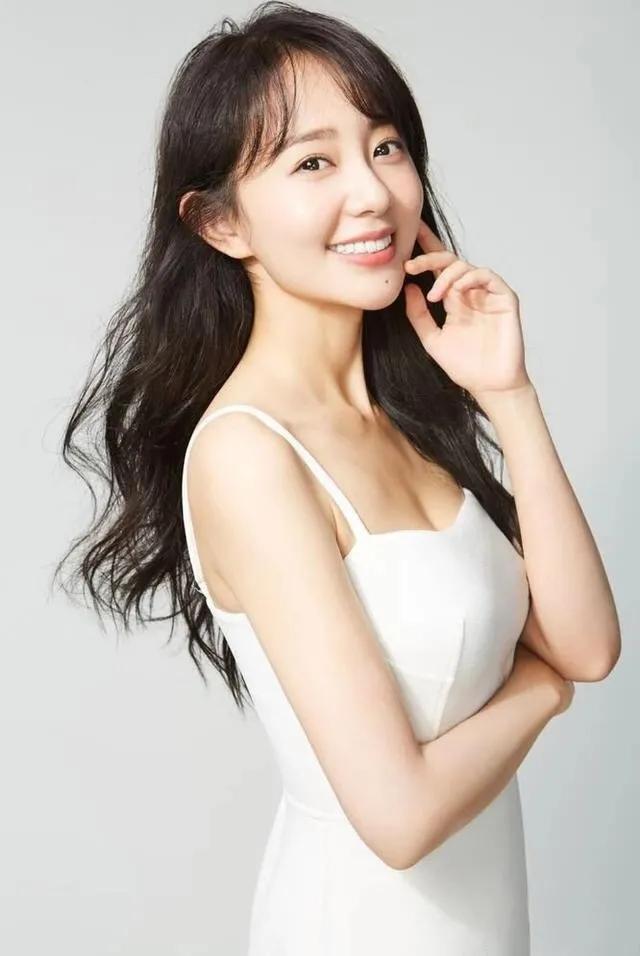新还珠格格人物都有谁？新还珠格格里面的演员