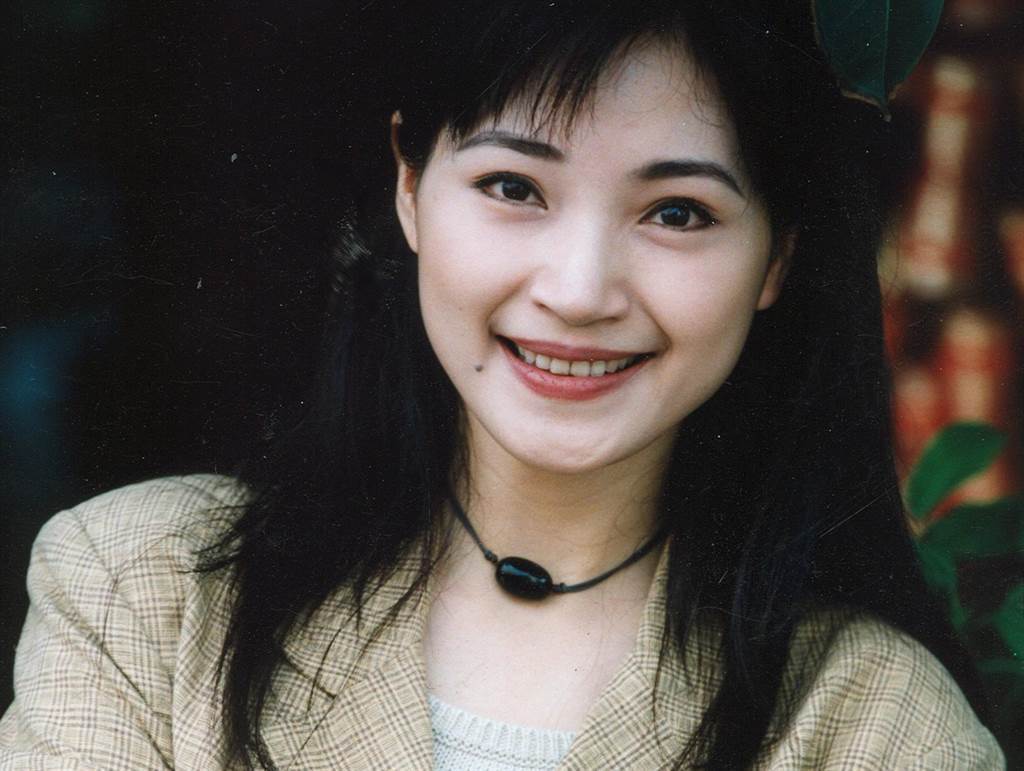 方季惟个人资料，方季惟当年有多火？