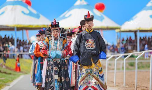 那达慕是哪个民族的节日？那达慕大会的表演形式