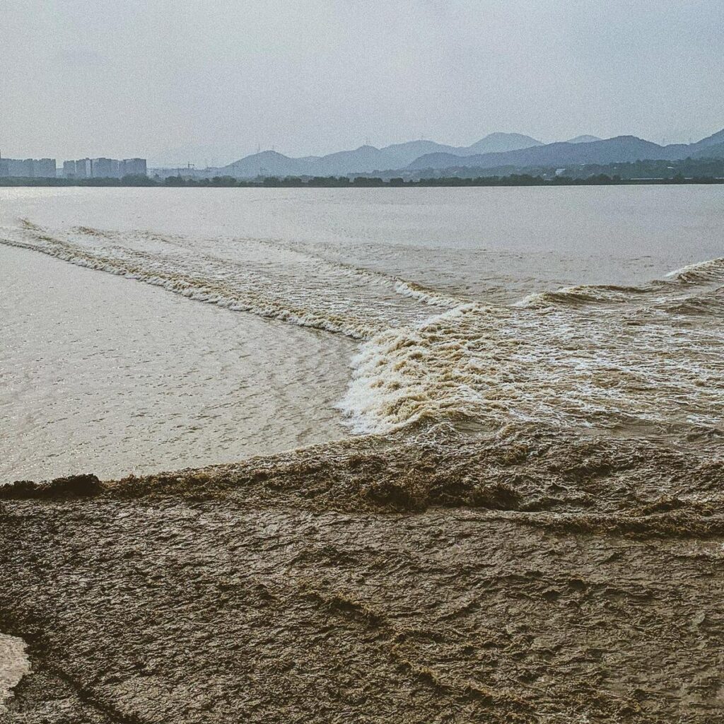 钱塘江大潮在哪个省哪个市？钱塘江大潮最佳时间和地点