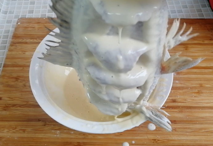 糖醋鱼怎么烧？糖醋鱼制作方法步骤