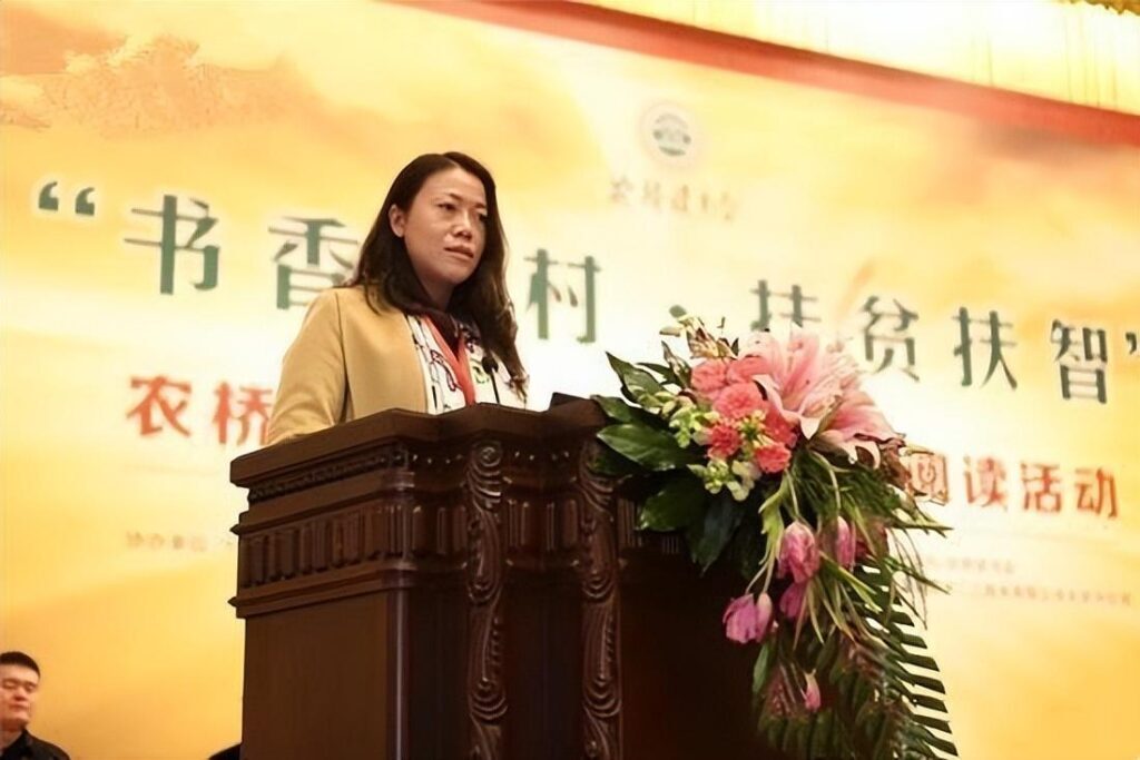 碧桂园老板是谁？碧桂园女老板简历