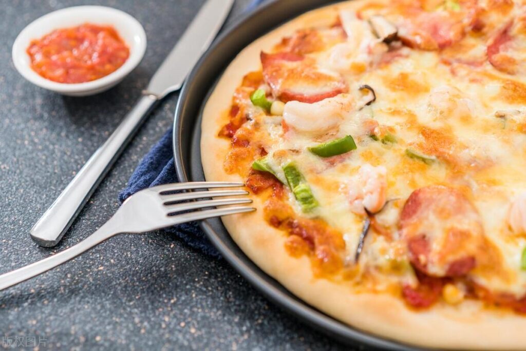 比萨饼有哪些口味？比萨饼的配料是什么？