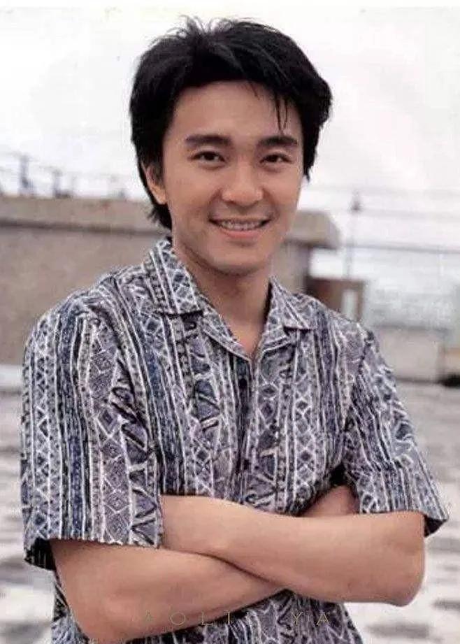 周星驰最爱的人是谁？周星驰为谁终身不娶？
