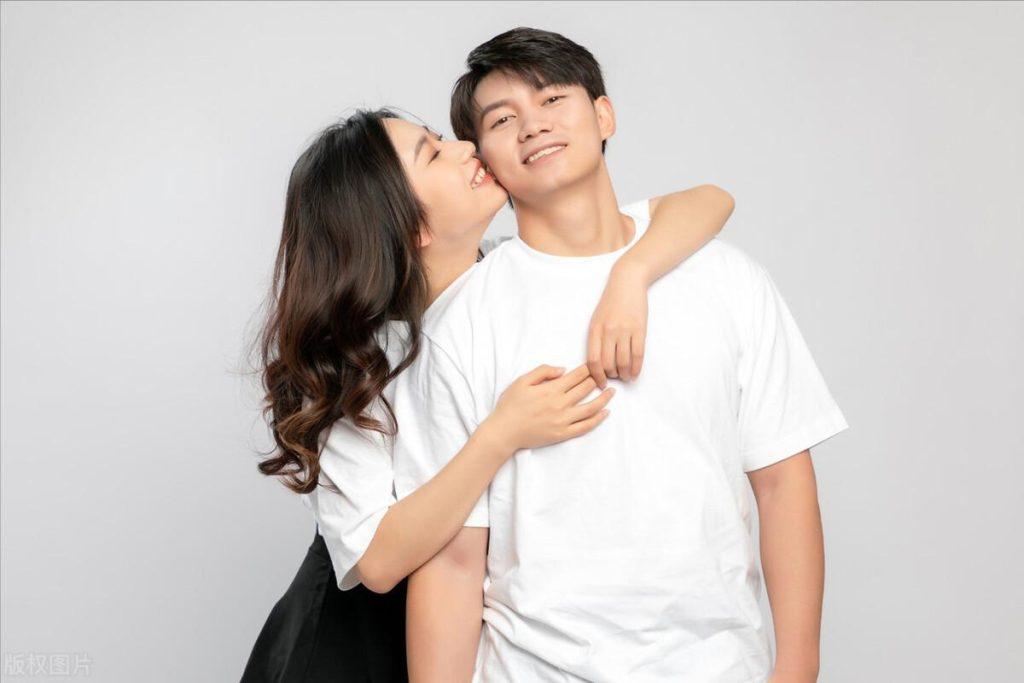 初恋真的一辈子忘不掉吗？初恋会让人一生难忘吗？