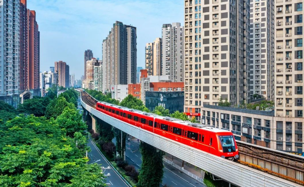轻轨和地铁的区别在哪？地铁和轻轨是一样的吗？