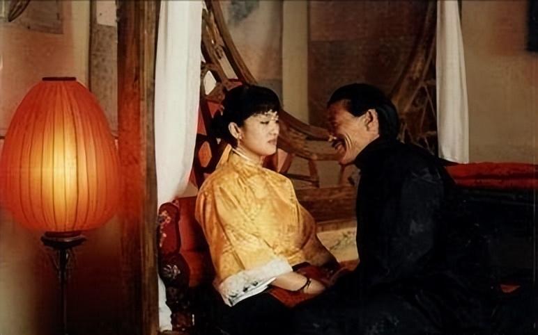妻妾成群什么意思？妻妾成群出自哪里？