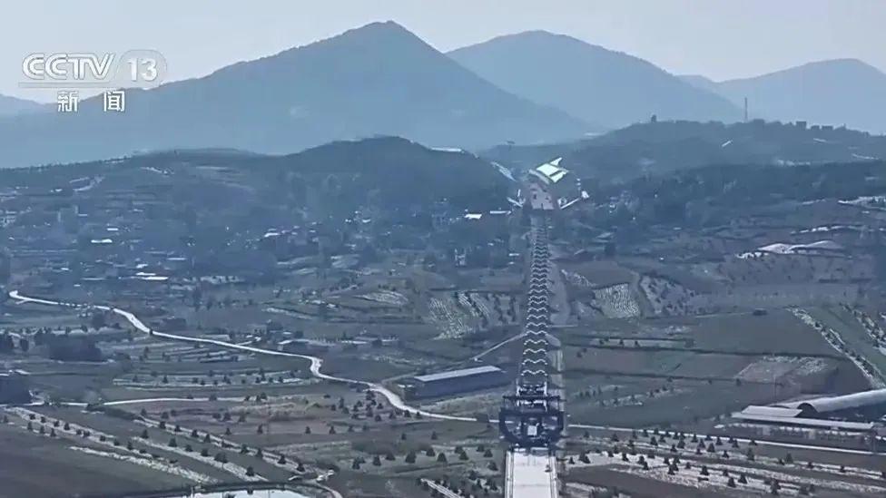 成都到昆明有直达高铁吗？成都到昆明高铁要几个小时？