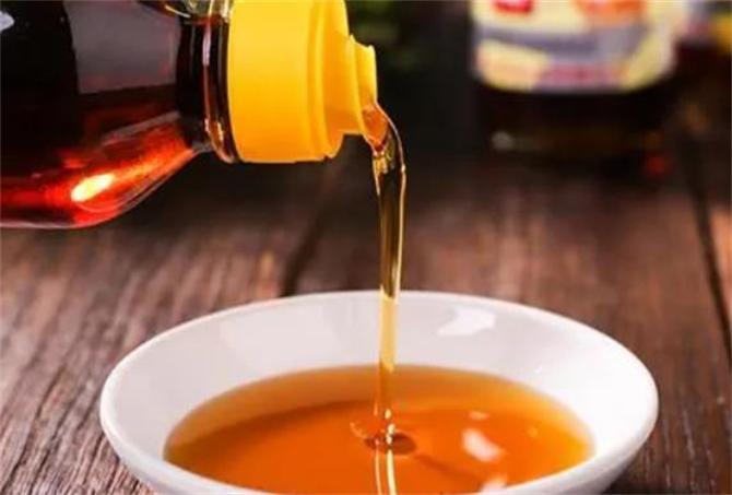 麻油是什么油做的？麻油就是香油吗？