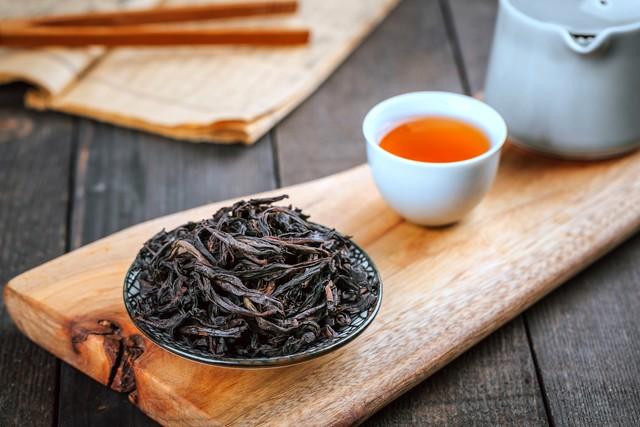 武夷山大红袍属于什么茶？大红袍属于红茶还是绿茶？
