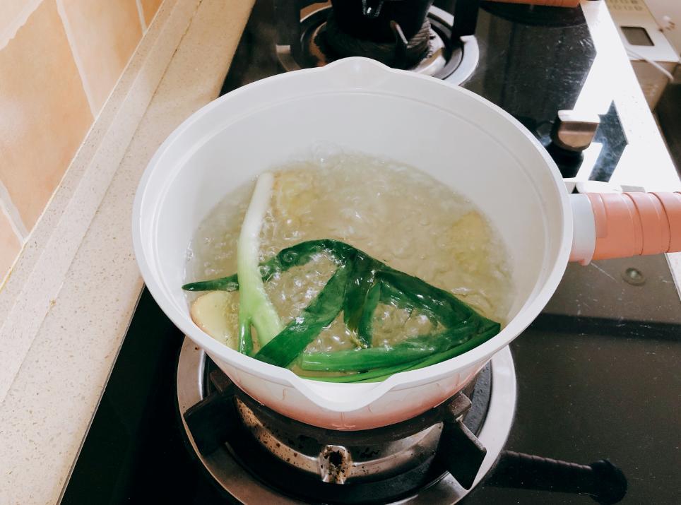 盐水虾怎么煮好吃？盐水大虾的正确煮法